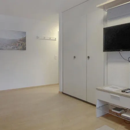 Imperial-1 By Interhome Lägenhet *