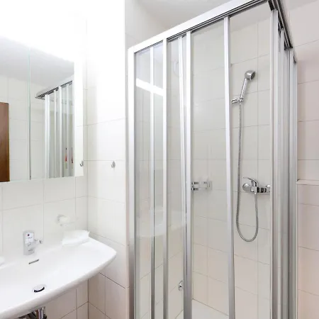 Imperial-1 By Interhome